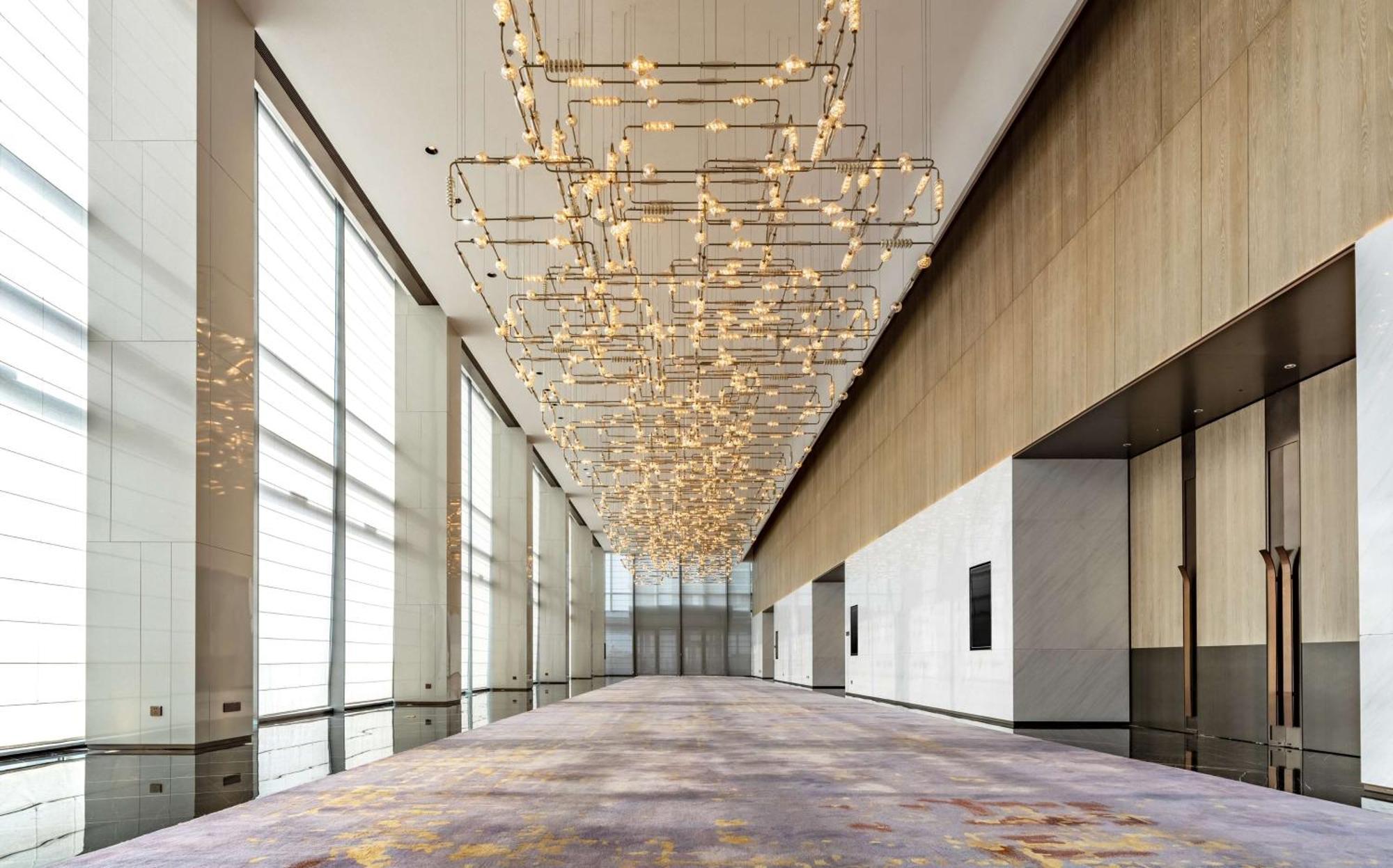 Hilton Shenzhen World Exhibition & Convention Center - Only 5 Minutes' Walk To Wecc Ξενοδοχείο Εξωτερικό φωτογραφία